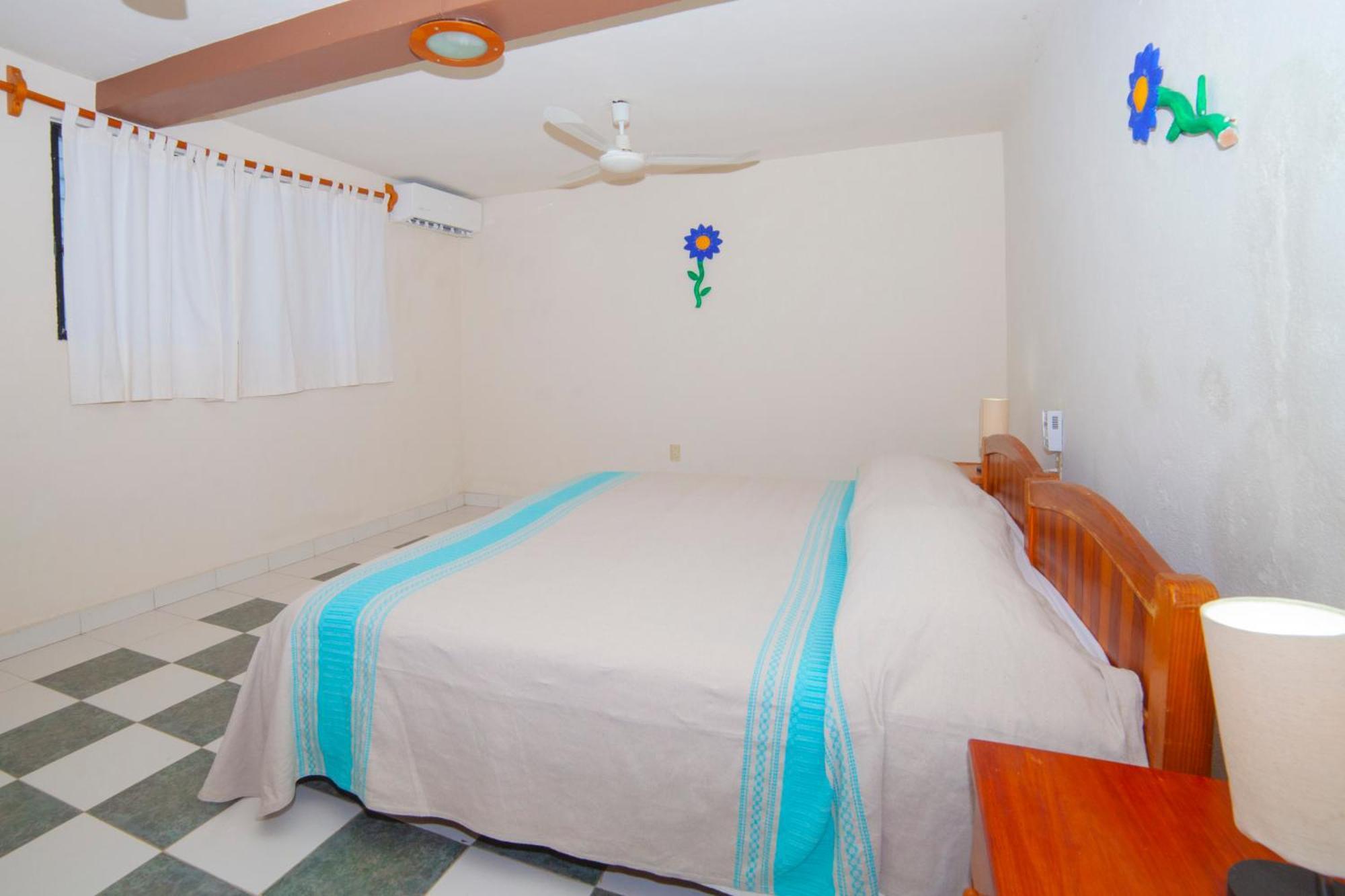 Hotel Casa Rush Puerto Angel Exterior photo