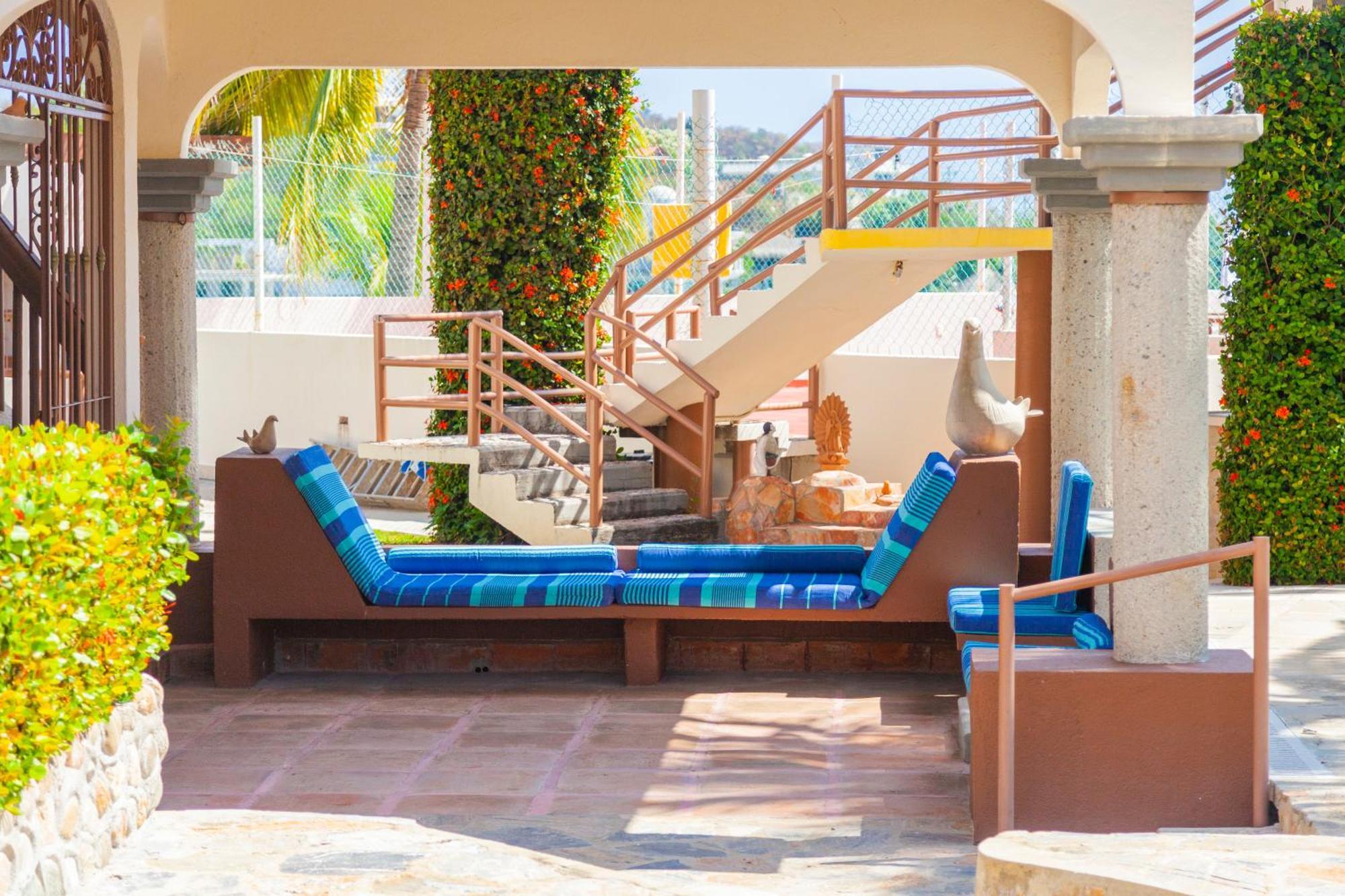 Hotel Casa Rush Puerto Angel Exterior photo